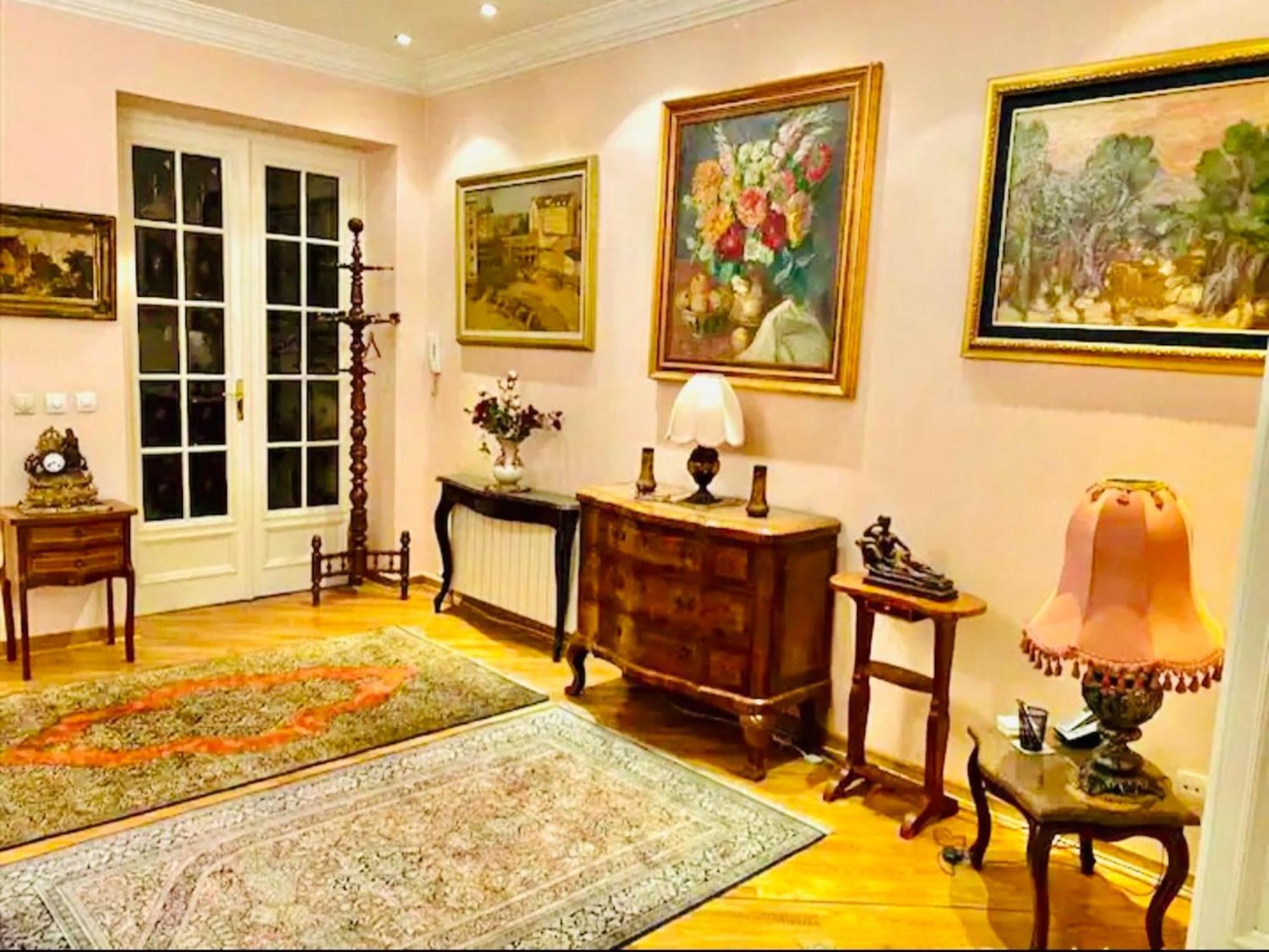 Michael'S Classy Apartment Белград Екстериор снимка